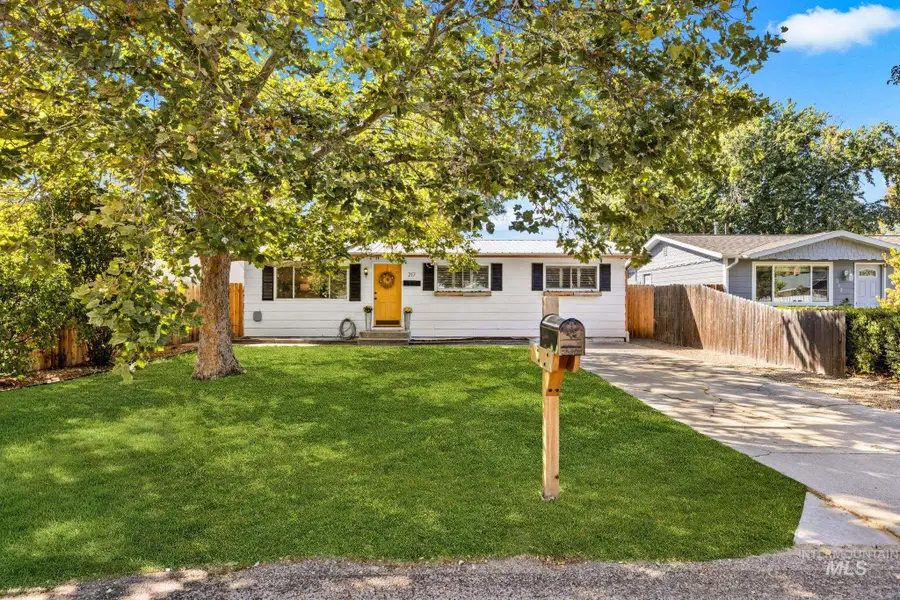 217 S Gourley St, Boise, ID 83705 - #3