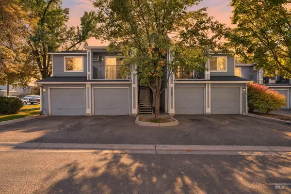 6603 W Clinton Ln, Boise, ID 83704