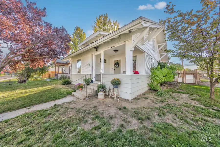 931 W 3rd St, Weiser, ID 83672 - #2