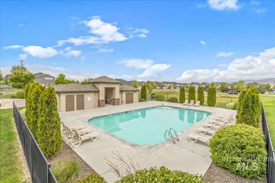 6633 Black Gold Street, Boise, ID 83716 - #3