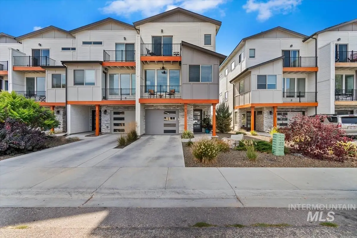 7803 W Crestwood Drive, Boise, ID 83704 - #1