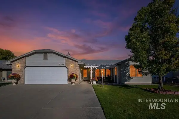 2166 W Sandalwood Dr, Meridian, ID 83646