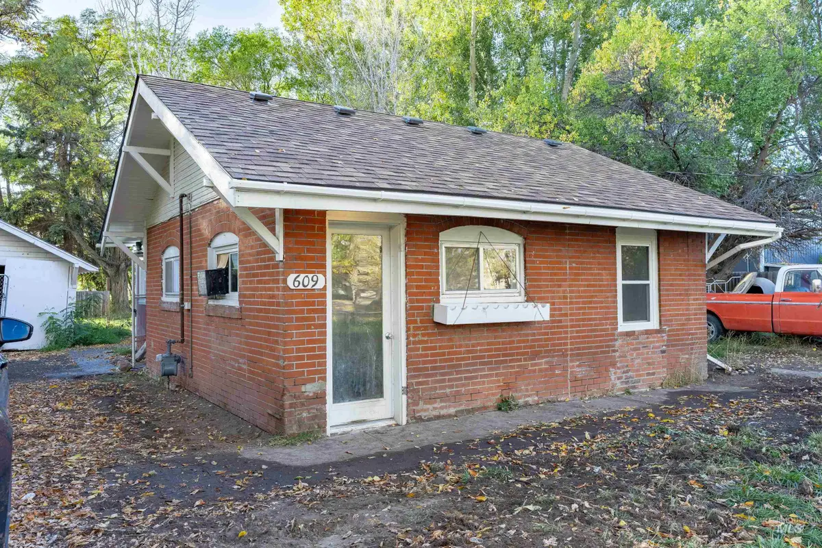 609 S F Street, Rupert, ID 83350 - #1