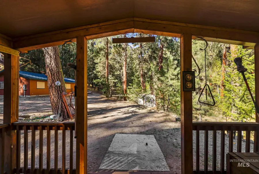 2041 N Meyers Dr, Pine, ID 83647 - #3