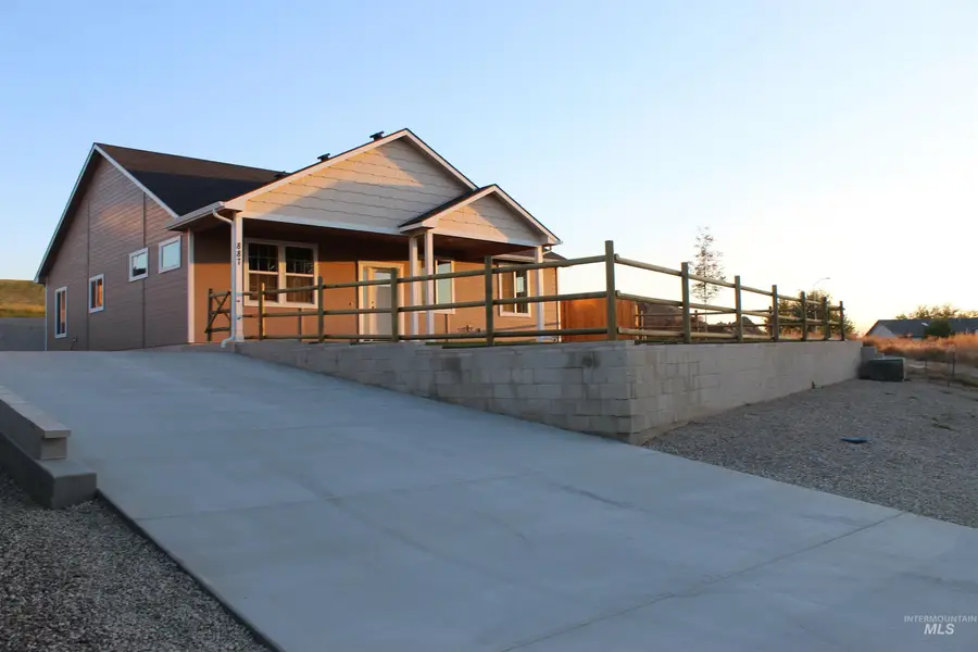 887 S. Iowa Ave., Payette, ID 83661 - #3