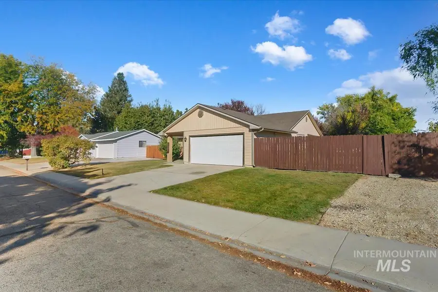12034 W Alfred St, Boise, ID 83713 - #2