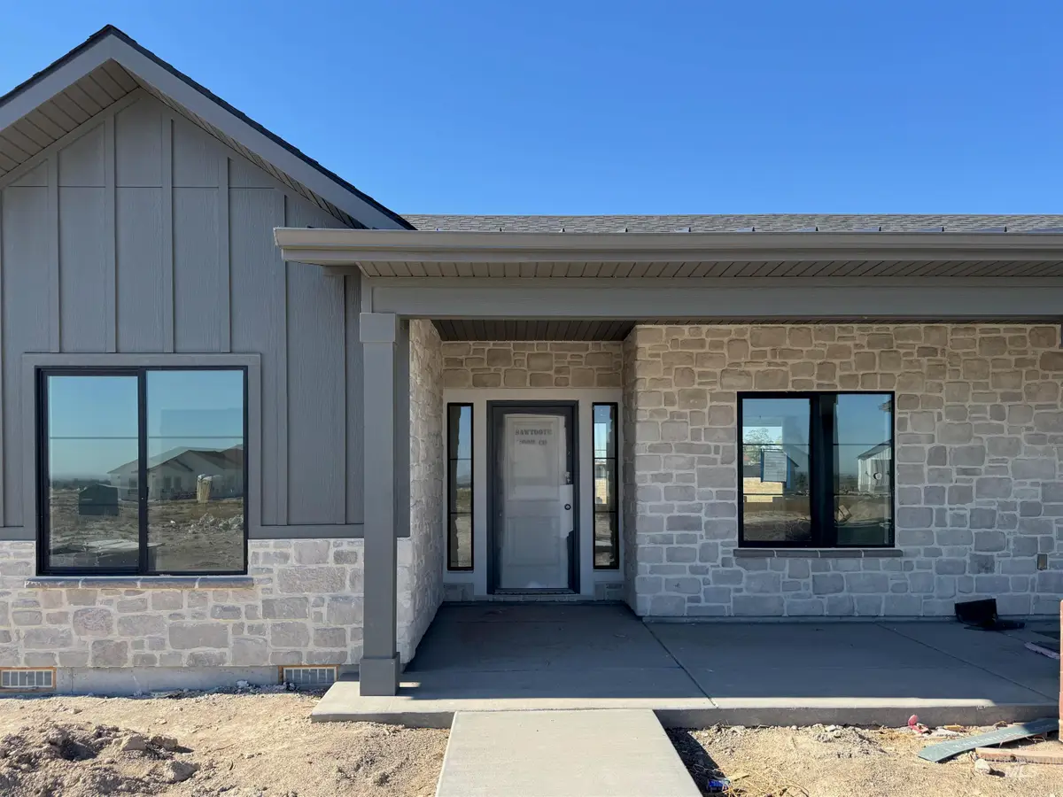 3705 N 2416 E, Filer, ID 83328 - #1