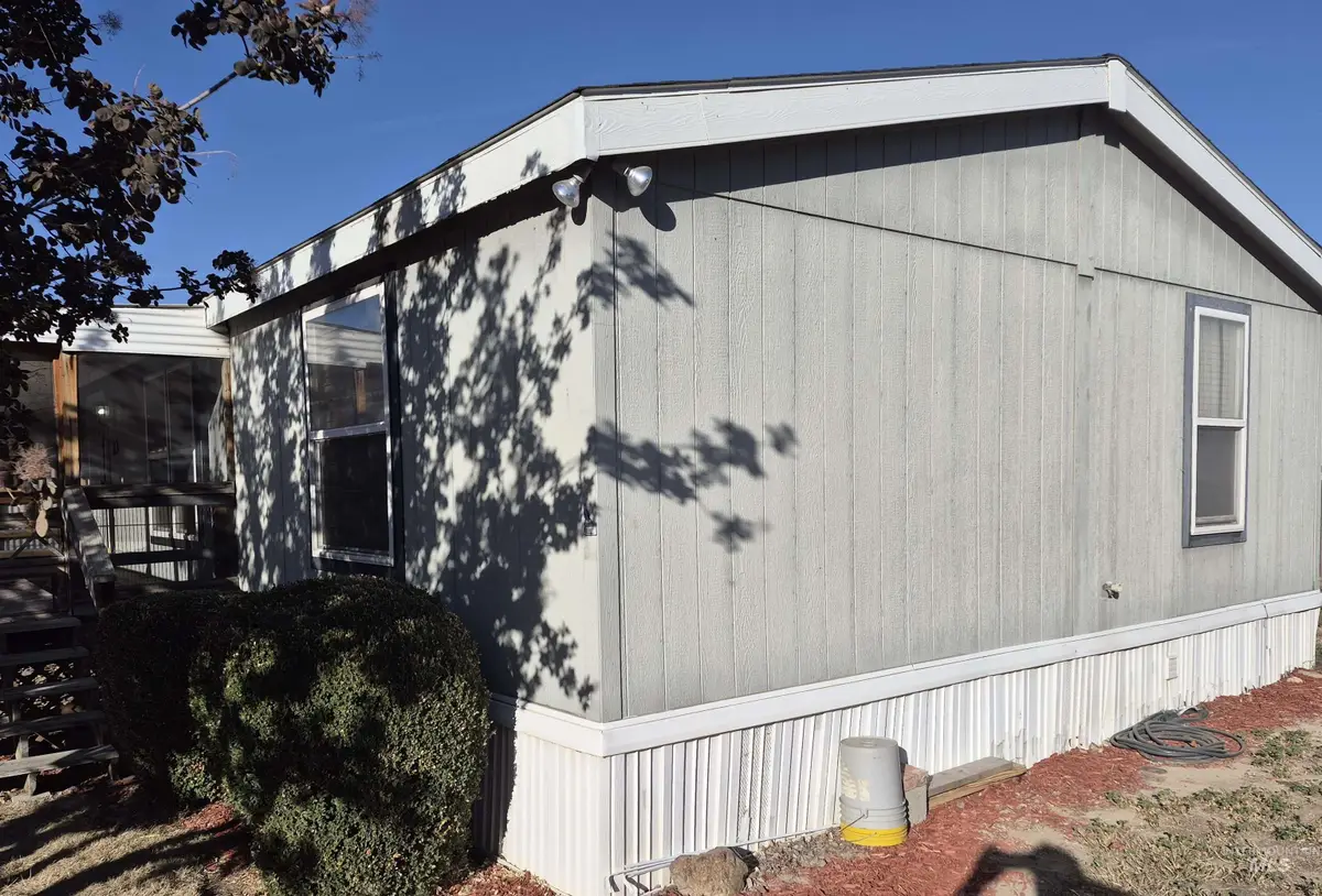 951 W Avalon St #23, Kuna, ID 83634 - #1