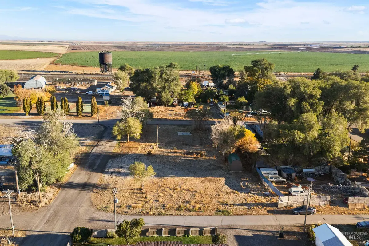 305 Hawley Street, Minidoka, ID 83343 - #1
