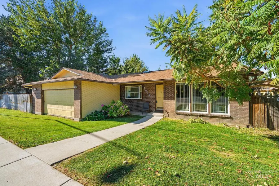 1015 N Maple Grove Rd, Boise, ID 83704 - #2