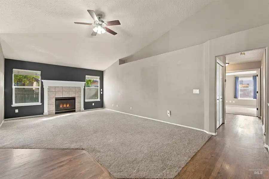 4664 N Syracuse Pl, Boise, ID 83713 - #3