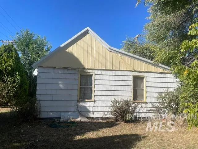 522 E 16th Street, Burley, ID 83318 - #1