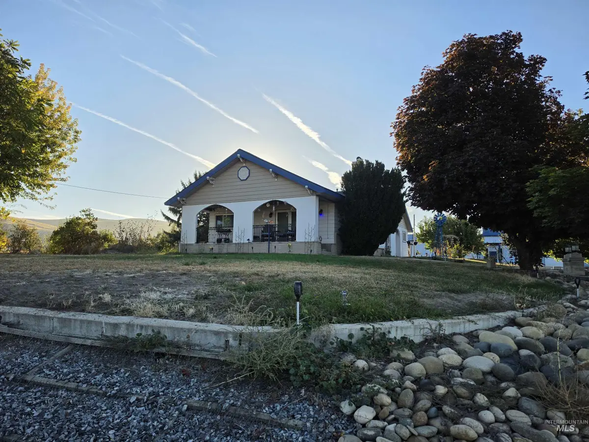 11476 Hill Rd, Payette, ID 83661 - #1