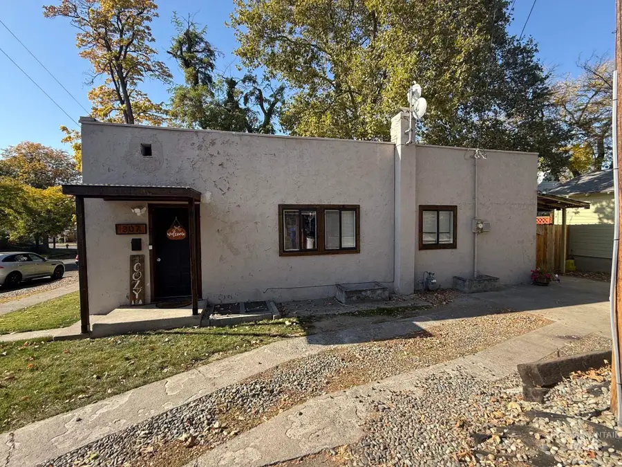 307 8th Avenue, Lewiston, ID 83501 - #2