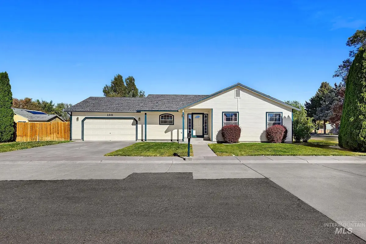 100 W 14th N, Mountain Home, ID 83647 - #1