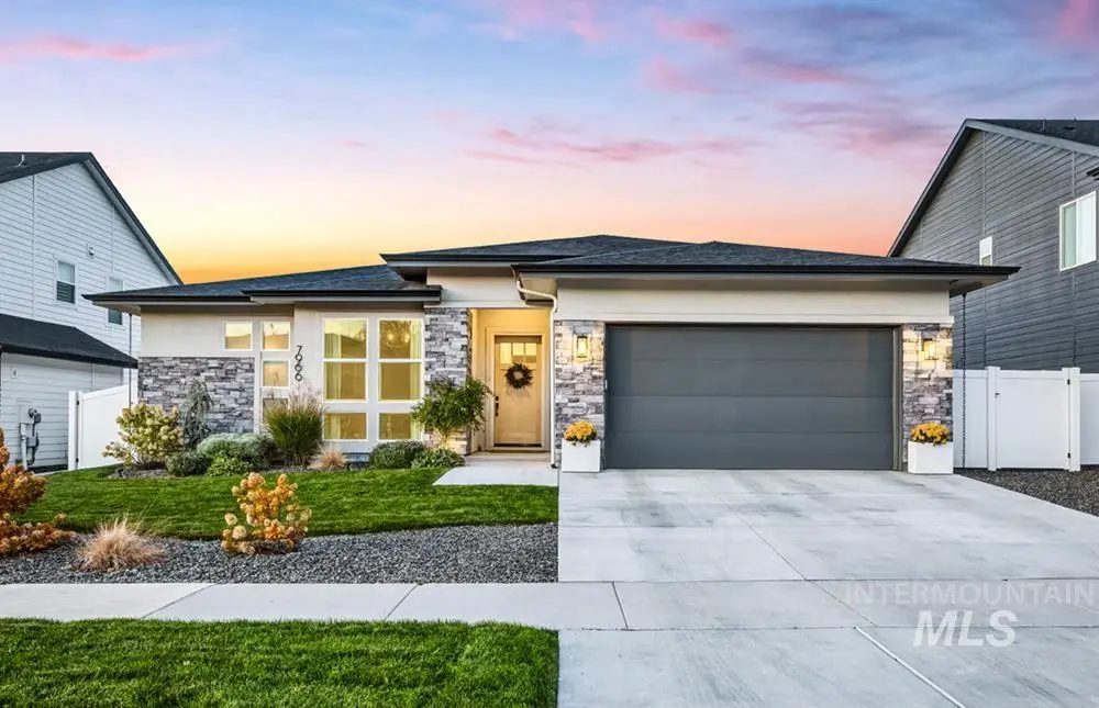 7966 W Suttle Lake Dr, Boise, ID 83714 - #1