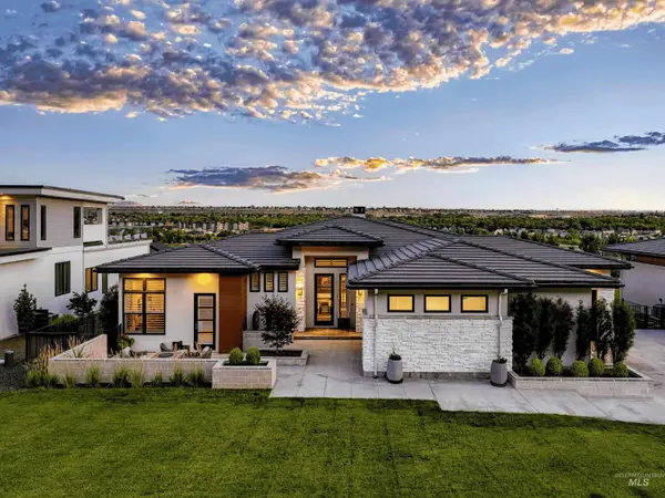 3523 E Via Estancia Lane, Boise, ID 83716