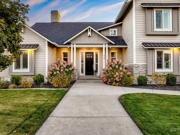975 W Back Forty Dr, Eagle, ID 83616