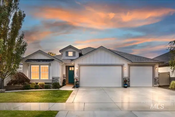 3303 S Saxony Ave, Eagle, ID 83616
