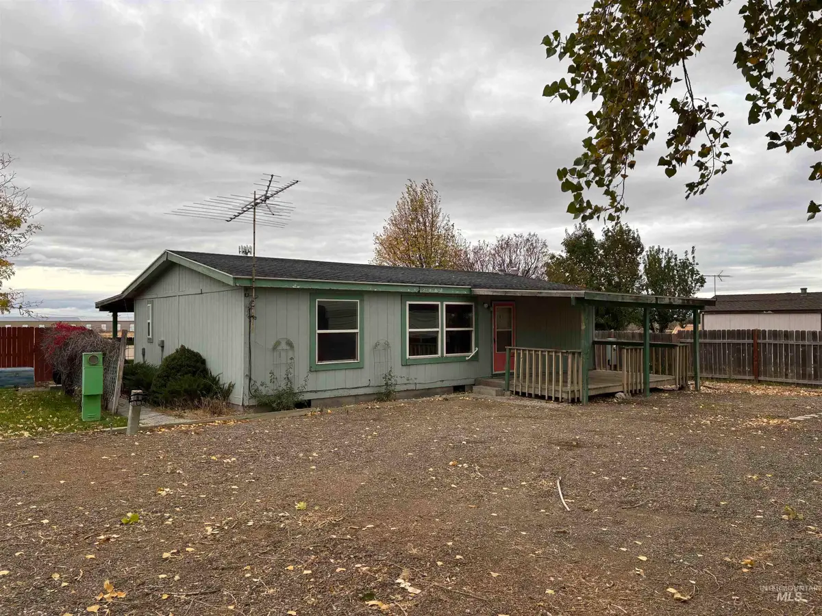 13719 SW Truman St, Mountain Home, ID 83647 - #1