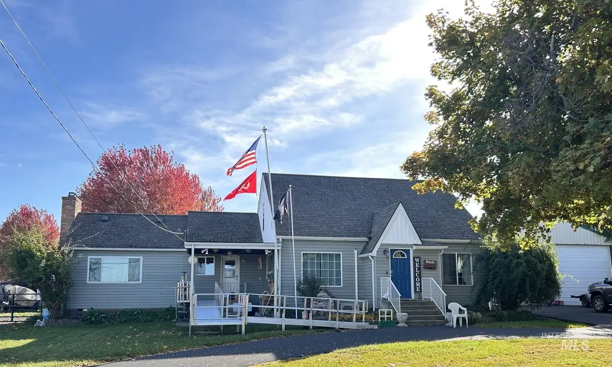 1306 Burrell Ave, Lewiston, ID 83501 - #1
