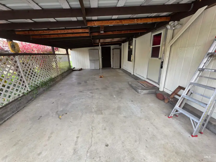 302 Tiffany Ln, Culdesac, ID 83524 - #3