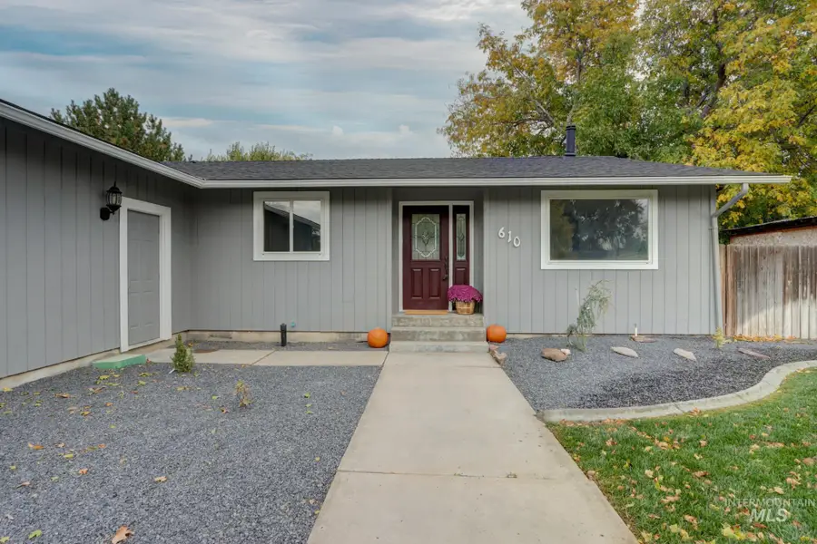 610 NW 16th Street, Ontario, OR 97914 - #2