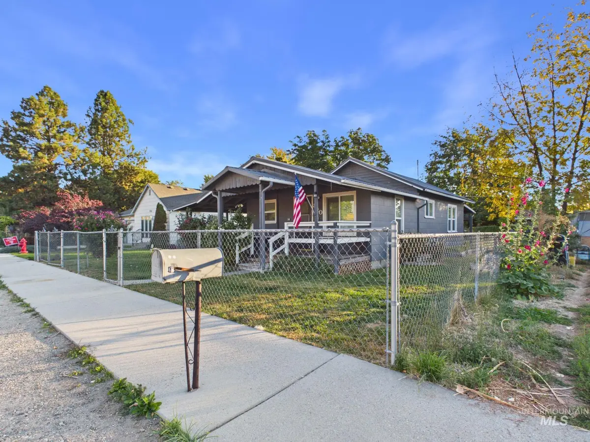 820 S Boise Ave., Emmett, ID 83617 - #1