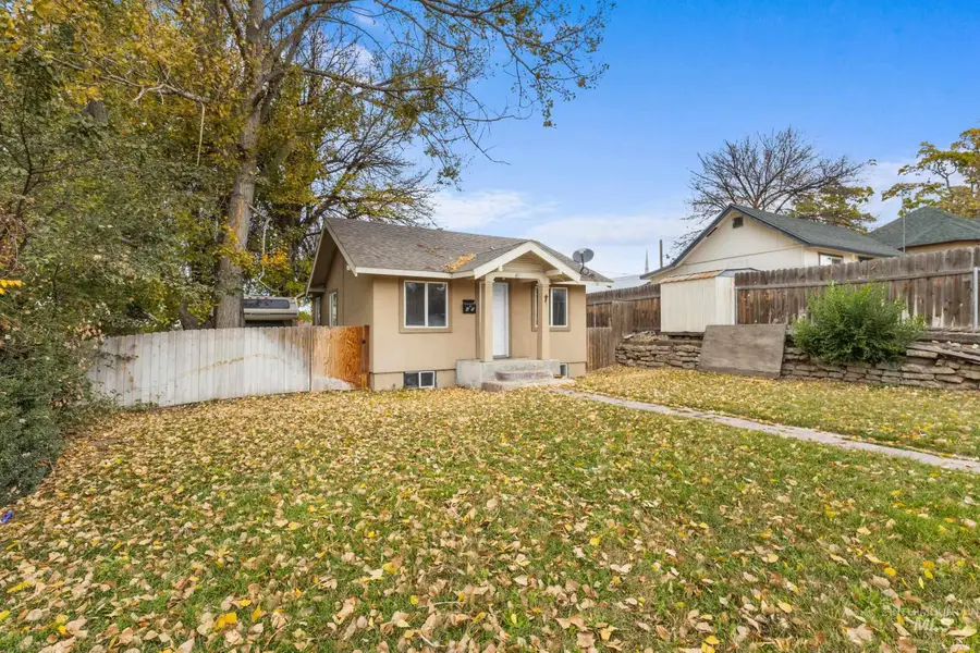 415 12th Avenue North, Nampa, ID 83687 - #2