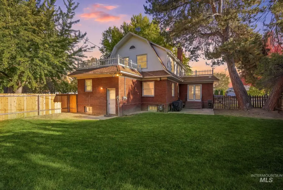 1904 Dearborn St, Caldwell, ID 83605 - #2