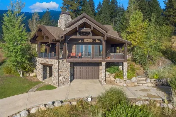 516 Whitewater Drive, Donnelly, ID 83615