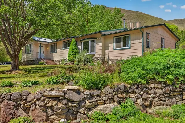 100 Park Street, Riggins, ID 83549