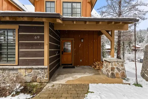 69 Golden Bar Court, Donnelly, ID 83615