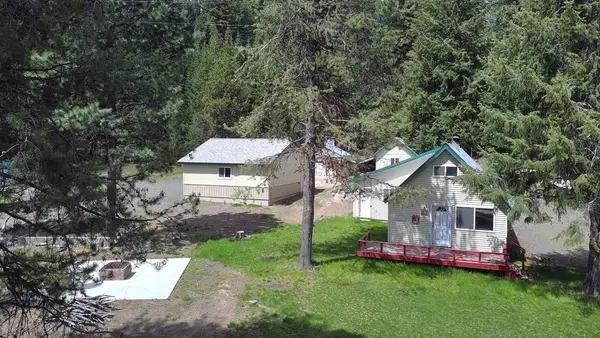 10125 Round Valley Road, Cascade, ID 83611
