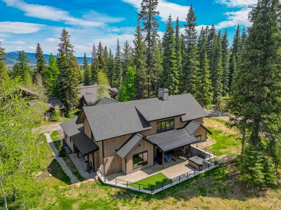 100 Sugarloaf Place, Donnelly, ID 83615 - #2