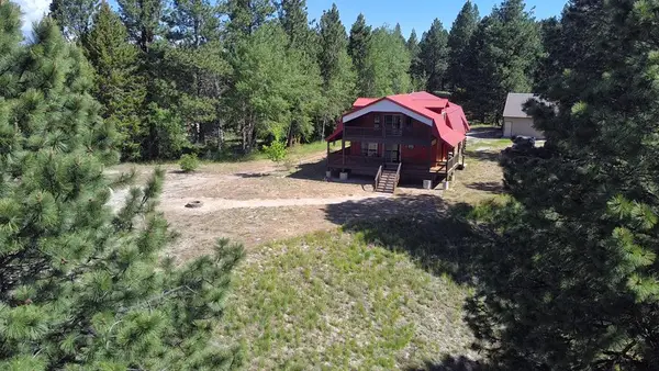 10346 Emma Loop, Cascade, ID 83611