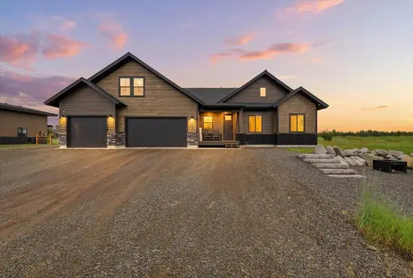 13152 Hawks Bay Road, Donnelly, ID 83615