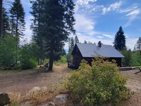 1208 Fox Road, Cascade, ID 83611