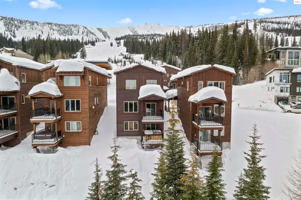 135 Chutes Lane, Sandpoint, ID 83864