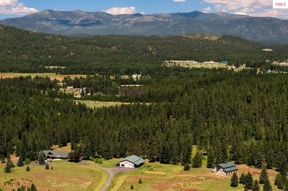 877 Heath Lake Road, Sagle, ID 83860 - Image #1