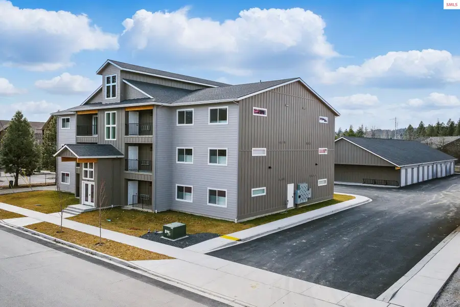 424 Olive Ave #303, Sandpoint, ID 83864 - Image #3