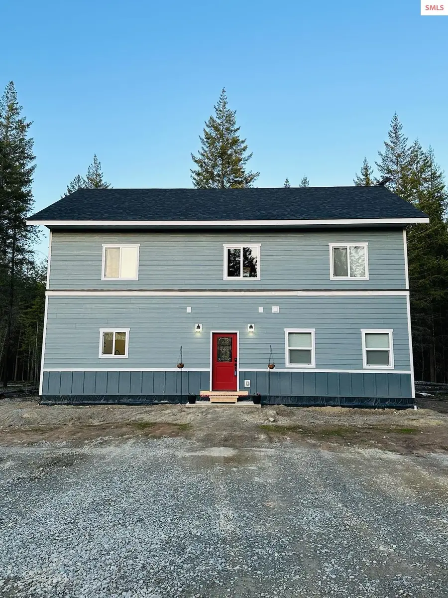 334 Hardy Loop Drive, Bonners Ferry, ID 83805 - Image #2