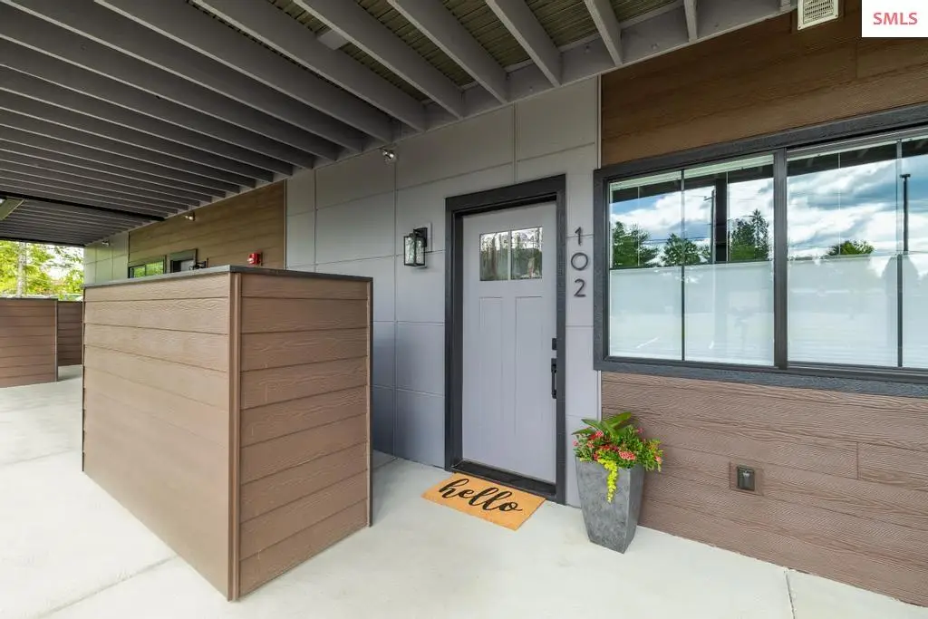 50 Carnelian Ave #102, Ponderay, ID 83852 - Image #1