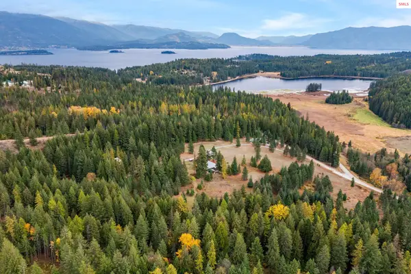 6162 Eureka Rd., Sagle, ID 83860