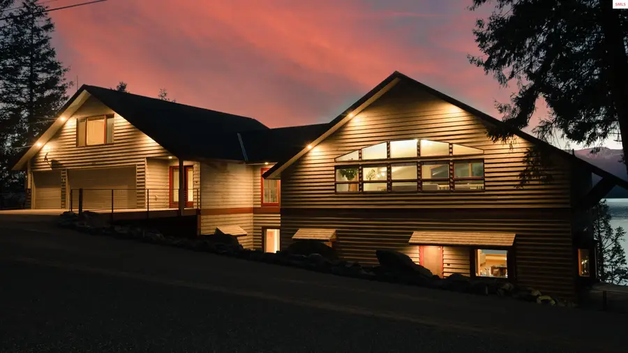 3361 Bottle Bay Rd, Sagle, ID 83858 - Image #2