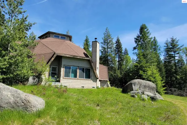 1015 Templeman Lake Road, Bonners Ferry, ID 83805