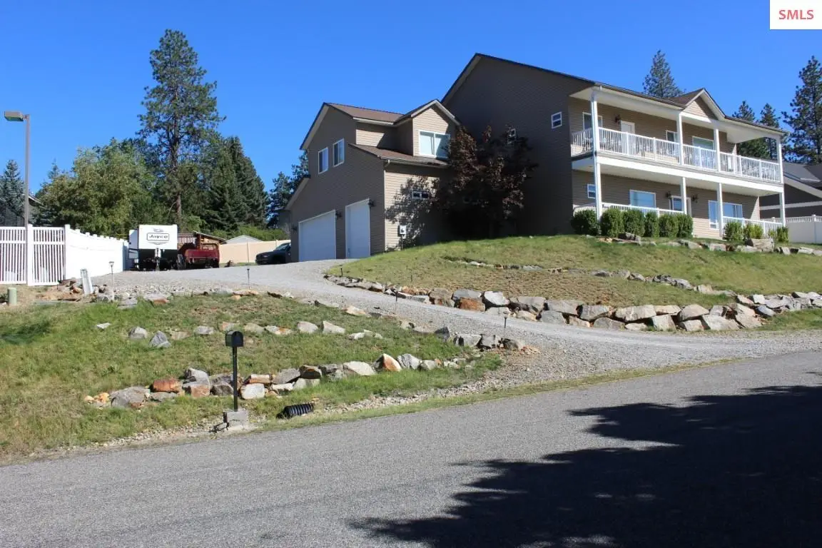 2010 E Grandview Dr, Coeur Dalene, ID 83815 - Image #1