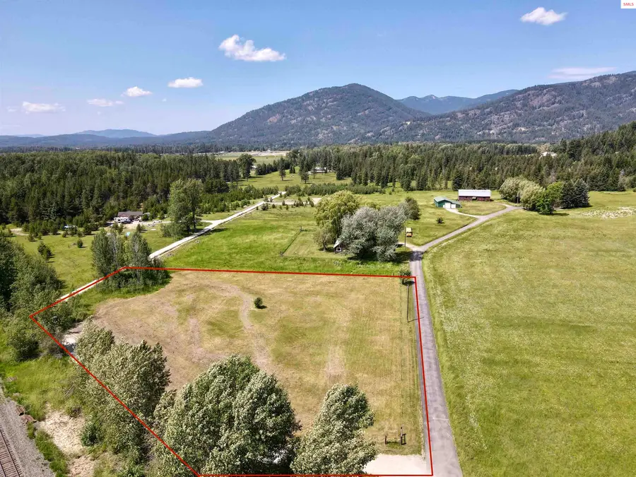 44 Knitting Ln, Sandpoint, ID 83864 - Image #2