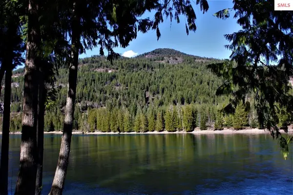 443 River Lake Drive, Clark Fork, ID 83811