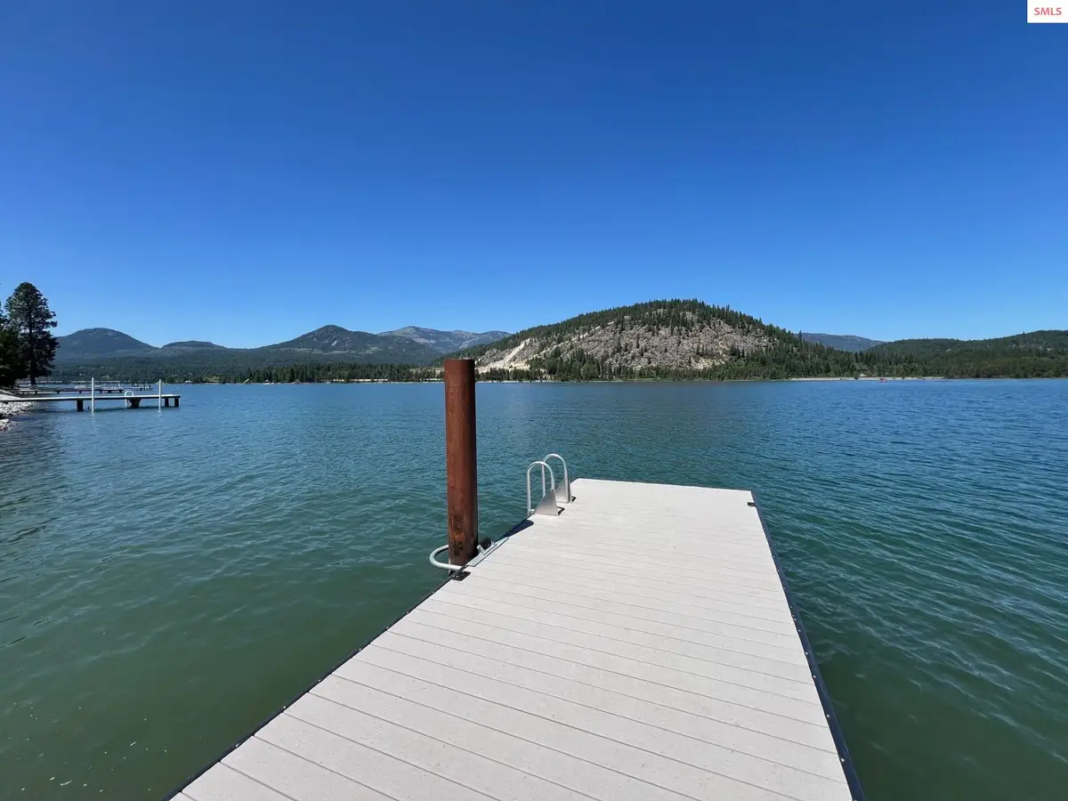 1205 Wooded Acres Dr, Sagle, ID 83860 - Image #1